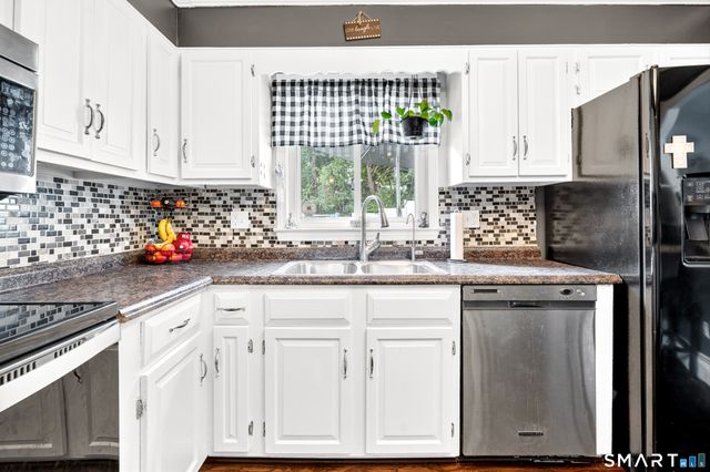 54 Taylor Terrace, New Milford, CT 06776