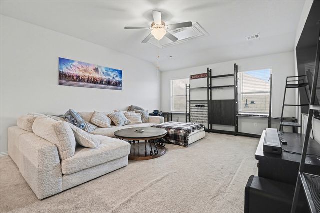 223 Sunshine Lane, Lavon, TX 75166