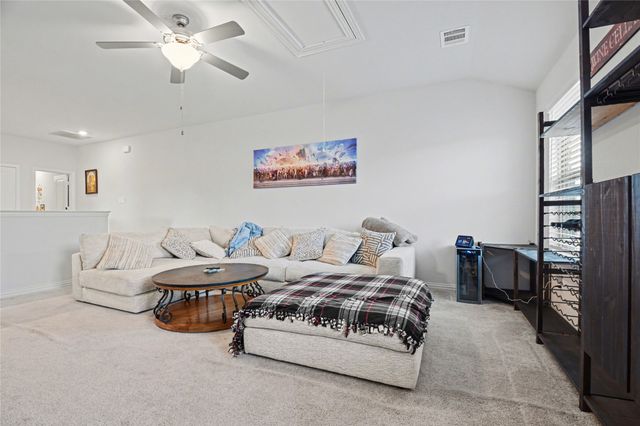 223 Sunshine Lane, Lavon, TX 75166