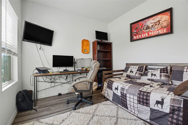 223 Sunshine Lane, Lavon, TX 75166