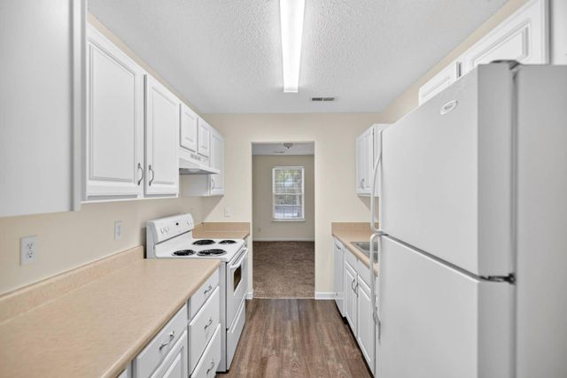 7939 Vermont Road, North Charleston, SC 29418