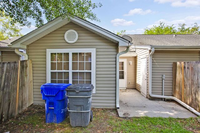 7939 Vermont Road, North Charleston, SC 29418