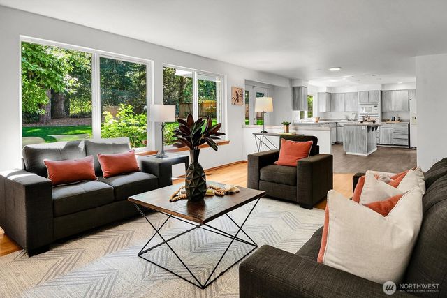 16703 NE 172nd Place, Woodinville, WA 98072