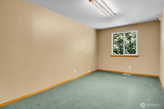 16703 NE 172nd Place, Woodinville, WA 98072