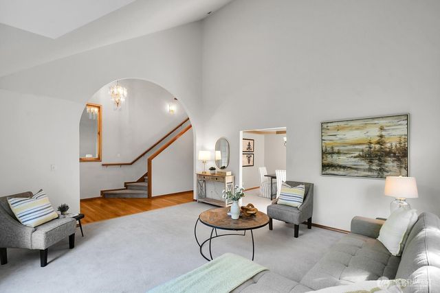 16703 NE 172nd Place, Woodinville, WA 98072
