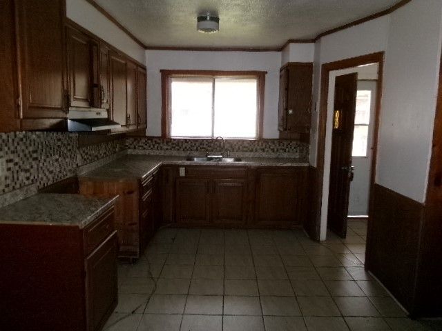 1211 Caroline Drive, Bossier City, LA 71112