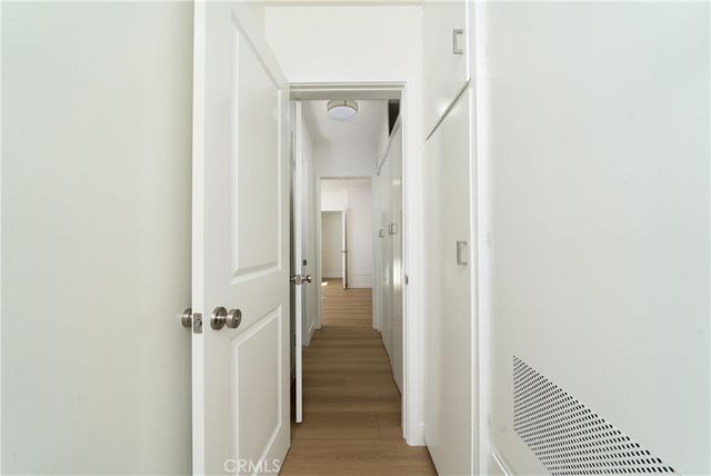 1026 La Presa, Pasadena, CA 91107