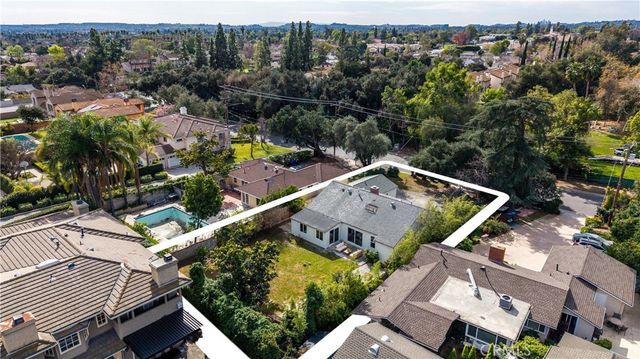 1026 La Presa, Pasadena, CA 91107