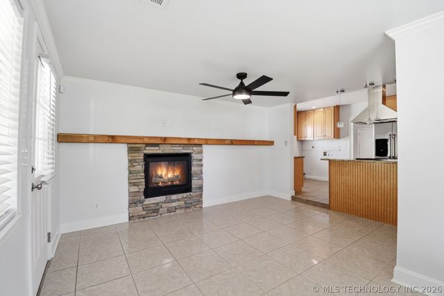 2106 S Oswego Place E, Tulsa, OK 74114