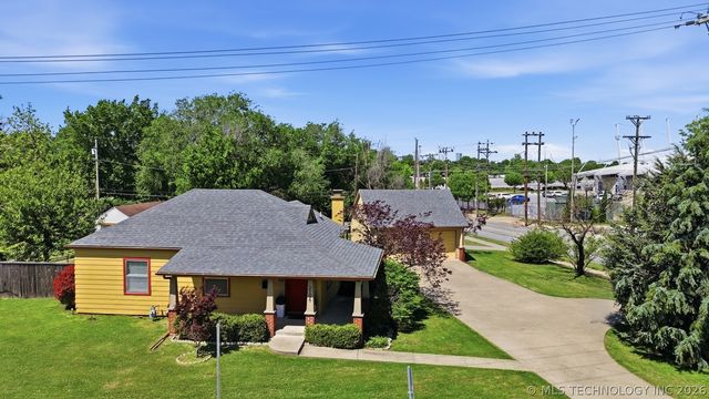 2106 S Oswego Place E, Tulsa, OK 74114