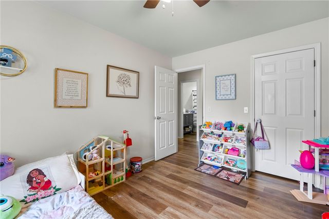 110 Cypress Street, Prairie Grove, AR 72753