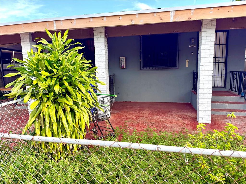 2140 NW 1st Terrace A, Miami, FL 33125