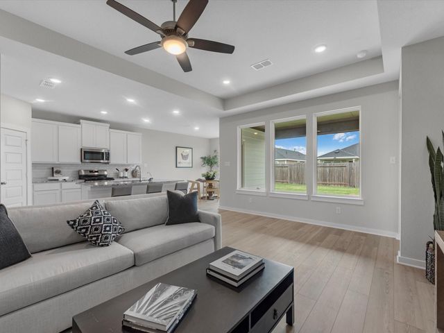 21722 Redwood Bluff Trail, Cypress, TX 77433