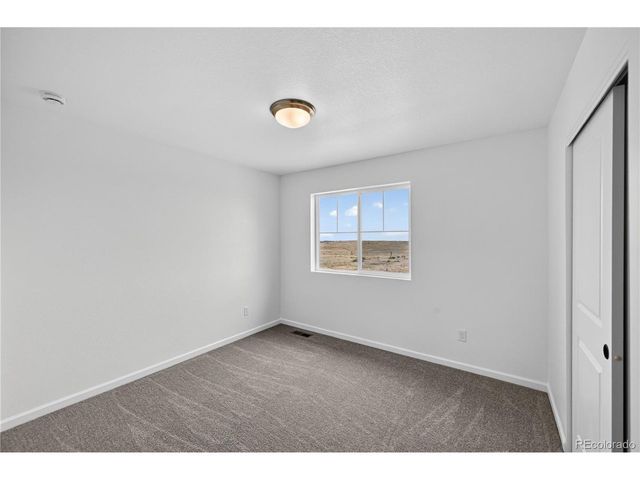 717 Bradley Cir, Elizabeth, CO 80107