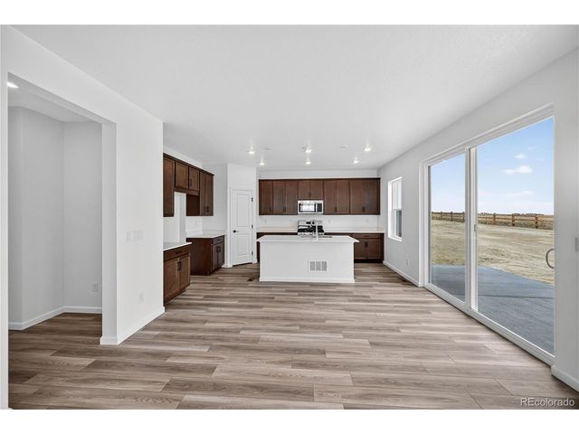 717 Bradley Cir, Elizabeth, CO 80107