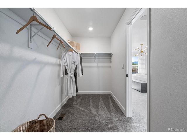 717 Bradley Cir, Elizabeth, CO 80107