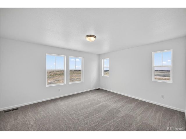 717 Bradley Cir, Elizabeth, CO 80107