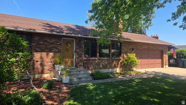 1784 W 4500 S, Roy, UT 84067