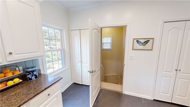 15046 Beacon Ridge Drive, Seneca, SC 29678