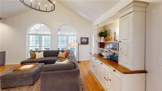 15046 Beacon Ridge Drive, Seneca, SC 29678