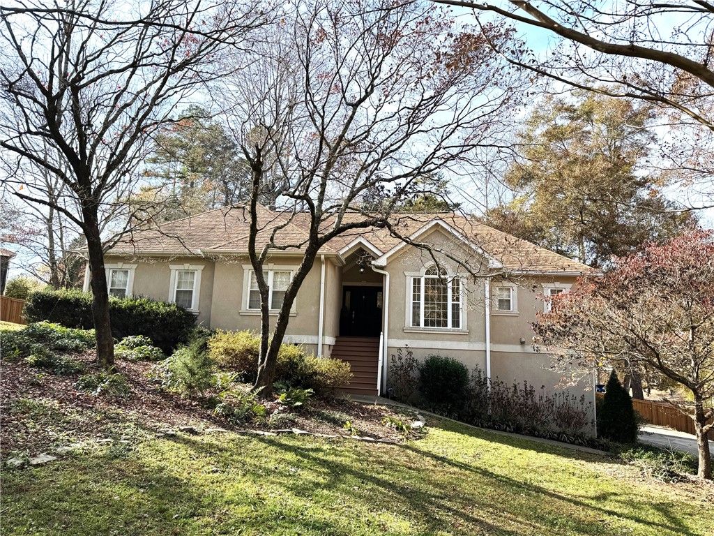 15046 Beacon Ridge Drive, Seneca, SC 29678