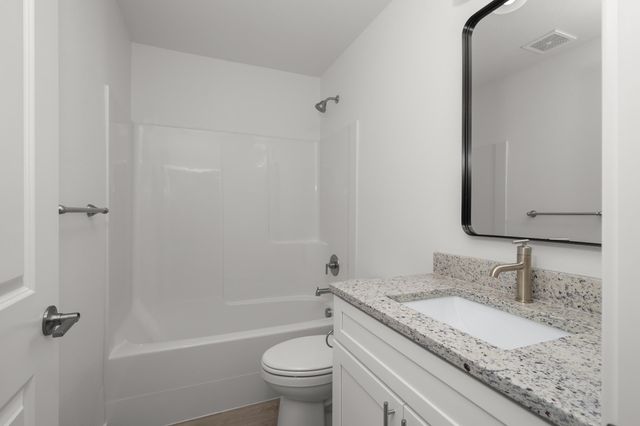 701 S Felts Rd, Spokane, WA 99206