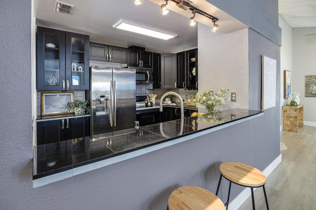 7219 Mountainside St, Citrus Heights, CA 95621