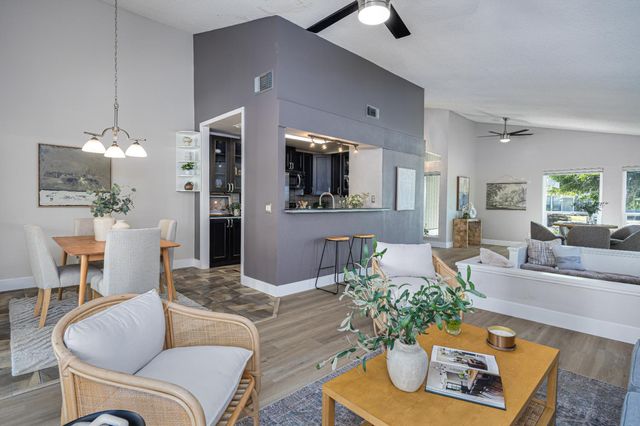 7219 Mountainside St, Citrus Heights, CA 95621