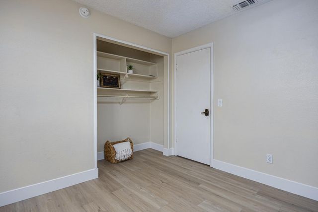 7219 Mountainside St, Citrus Heights, CA 95621