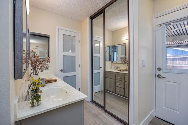 7219 Mountainside St, Citrus Heights, CA 95621