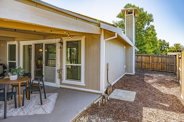 7219 Mountainside St, Citrus Heights, CA 95621