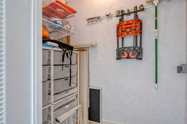 605 SUTTON PLACE 201, Longboat Key, FL 34228