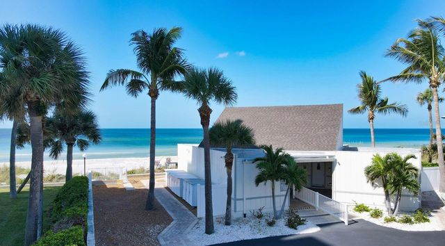 605 SUTTON PLACE 201, Longboat Key, FL 34228