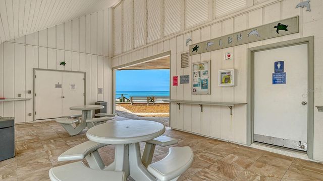 605 SUTTON PLACE 201, Longboat Key, FL 34228