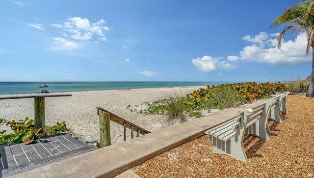 605 SUTTON PLACE 201, Longboat Key, FL 34228