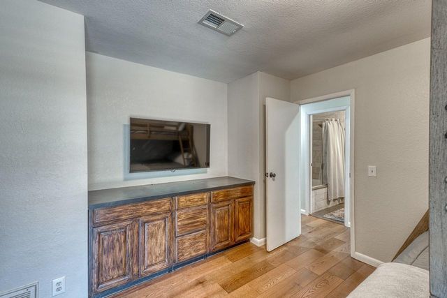 305 Onyx DR, Horseshoe Bay, TX 78657