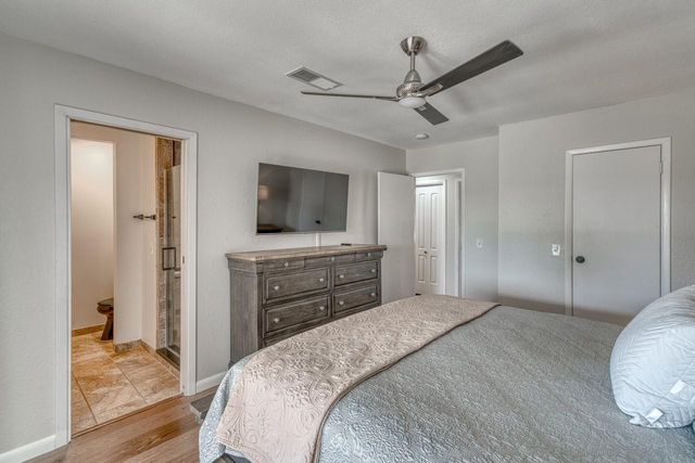 305 Onyx DR, Horseshoe Bay, TX 78657