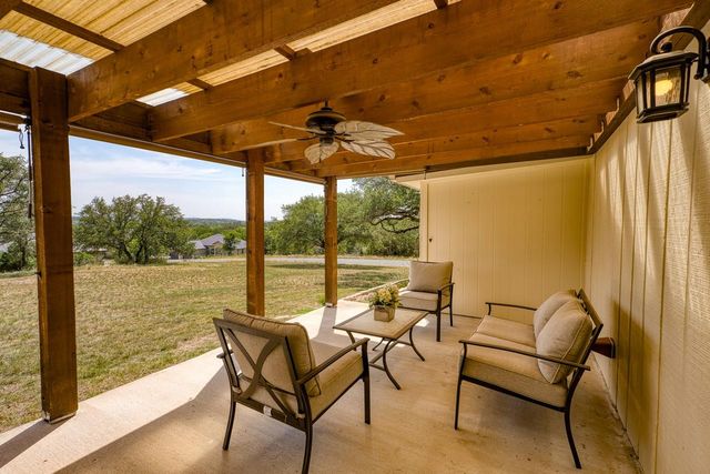 305 Onyx DR, Horseshoe Bay, TX 78657