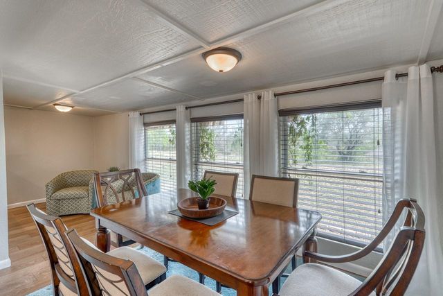 305 Onyx DR, Horseshoe Bay, TX 78657