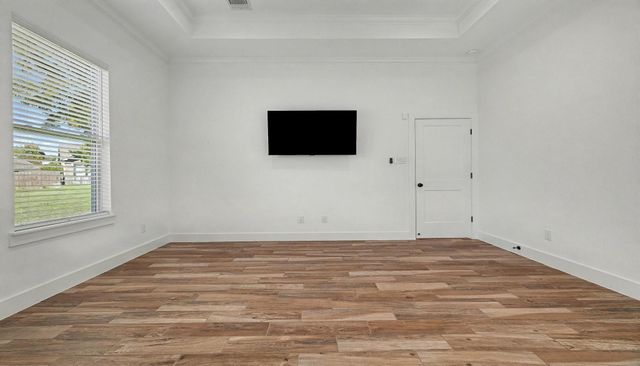 4917 Pleasure Lake Lane, Willis, TX 77318