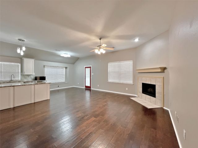 4003 Greenwood Way, Mansfield, TX 76063