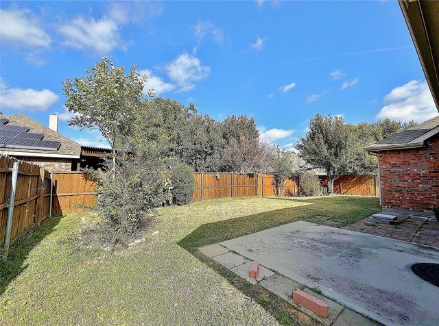 4003 Greenwood Way, Mansfield, TX 76063