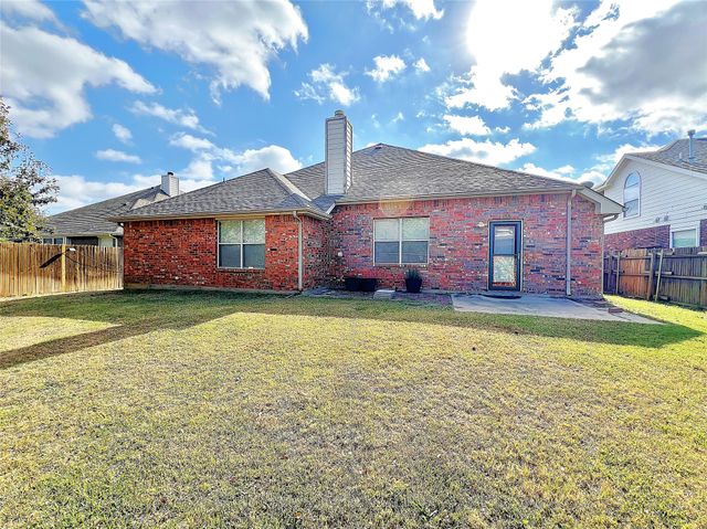 4003 Greenwood Way, Mansfield, TX 76063