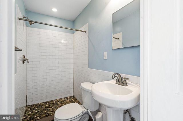 1101 CREASE ST, Philadelphia, PA 19125