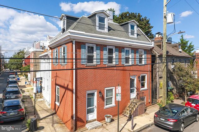 1101 CREASE ST, Philadelphia, PA 19125