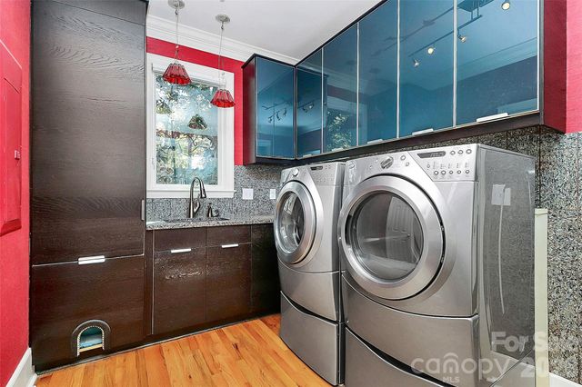 304 S Canterbury Road, Charlotte, NC 28211