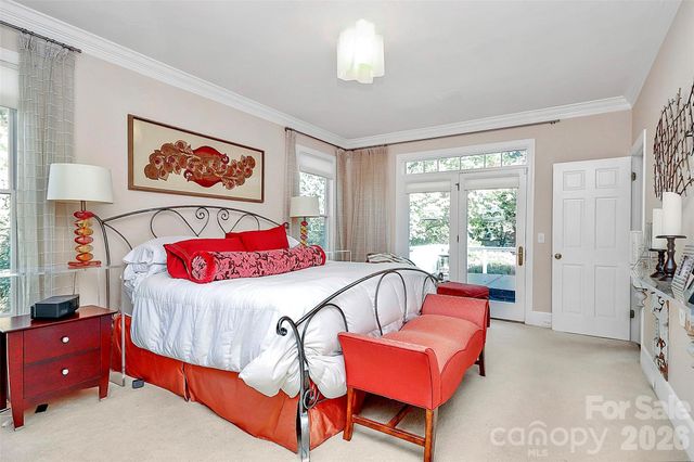 304 S Canterbury Road, Charlotte, NC 28211