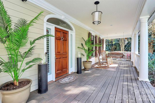 304 S Canterbury Road, Charlotte, NC 28211