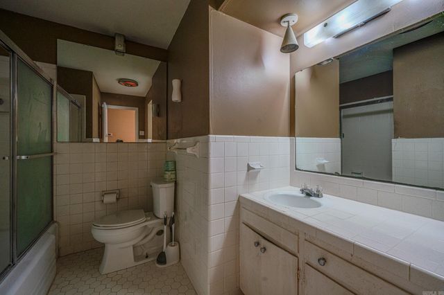 5104 N Cedar Street, North Little Rock, AR 72116