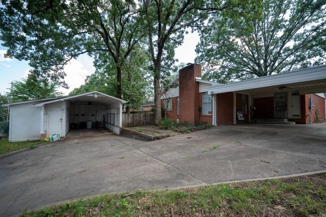 5104 N Cedar Street, North Little Rock, AR 72116